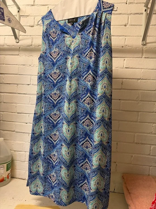 AUW Blue and Teal Paisley V-Neck Dress - Picture 1 of 3